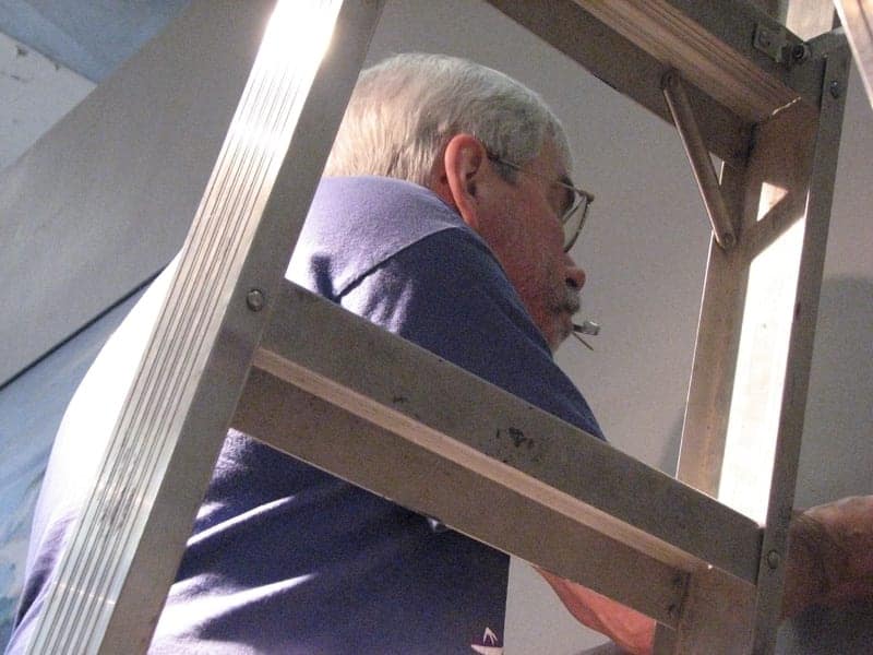 Bob Tetro hanging