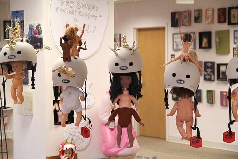 Fej Seckat, Radical Crafter